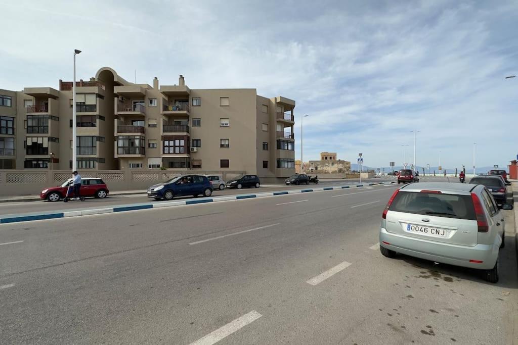 Primera Linea De Playa Y Gibraltar A 5 Minutos La Línea de la Concepción 外观 照片